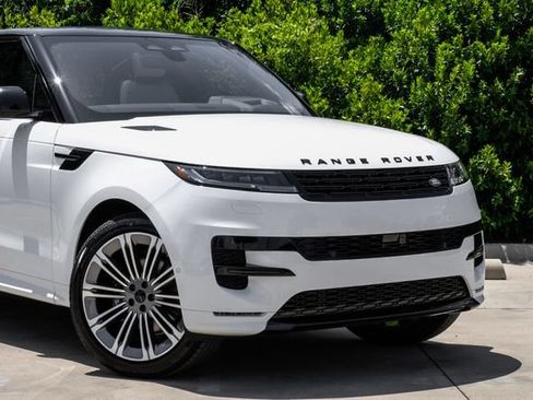New 2026 Land Rover Range Rover Sport Dynamic SE AWD/4WD image 9