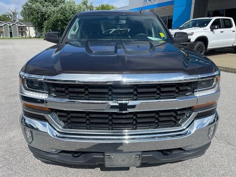 Used 2018 Chevrolet Silverado 1500 LT w/ All Star Edition AWD/4WD image 2