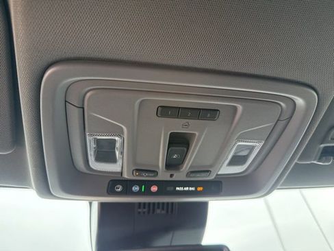 Used 2024 GMC Sierra 1500 SLT w/ SLT Premium Plus Package image 33