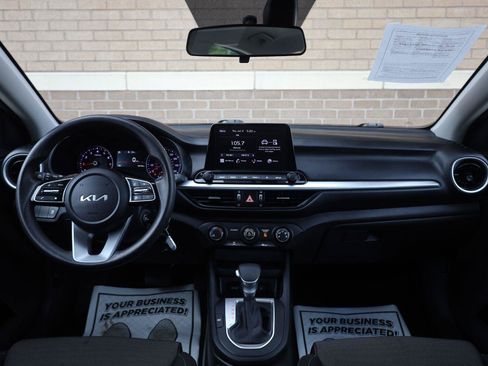 Used 2024 Kia Forte LXS FWD image 27