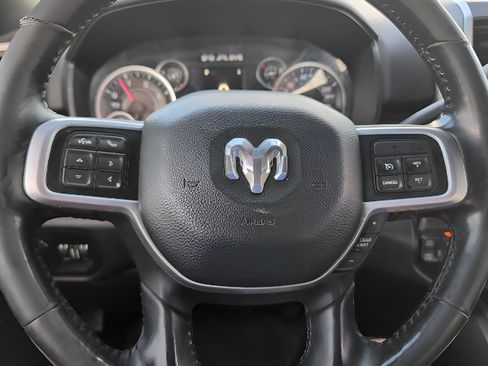 Used 2019 RAM 3500 Big Horn AWD/4WD image 12