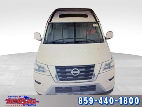 Used 2023 Nissan Armada SL w/ Captain's Chairs Package AWD/4WD image 2