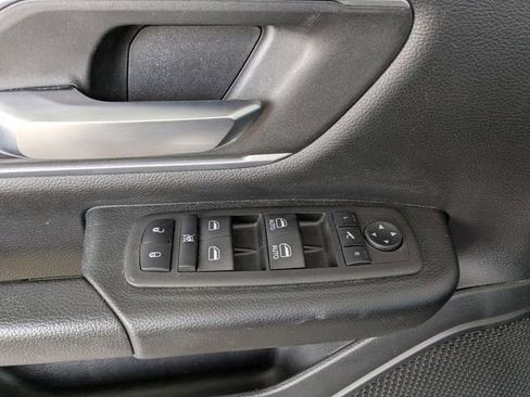Used 2023 RAM 1500 Big Horn AWD/4WD image 30