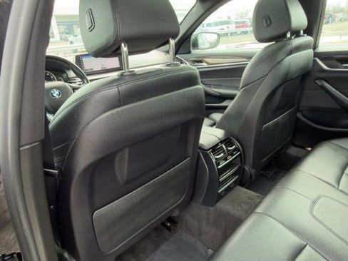Used 2019 BMW 530i xDrive w/ Convenience Package image 39