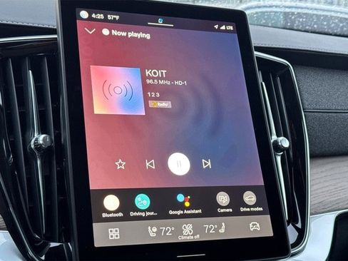 Certified 2025 Volvo XC90 B6 Plus image 19