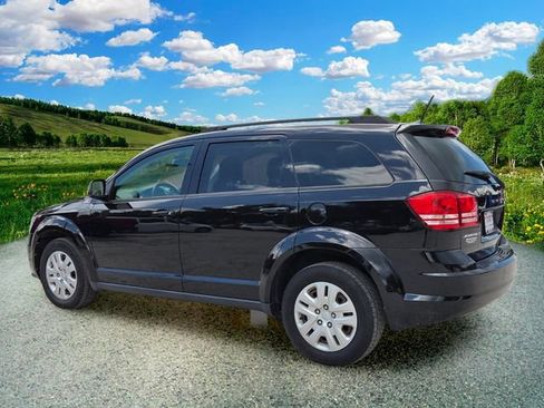 Certified 2020 Dodge Journey SE w/ SE Popular Equipment Group FWD image 4