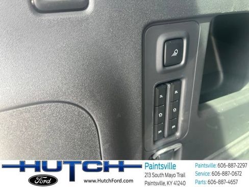Used 2025 Ford Expedition Platinum AWD/4WD image 17