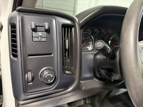 Used 2015 Chevrolet Silverado 2500 W/T image 15