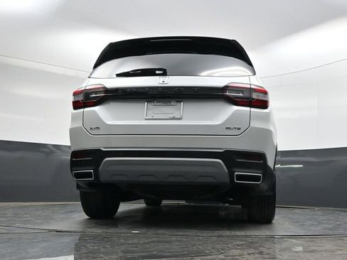 Used 2025 Honda Pilot Elite image 33