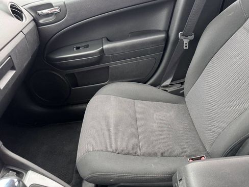 Used 2011 Dodge Caliber Mainstreet image 12