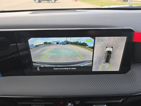 New 2026 Nissan Kicks SR FWD image 9