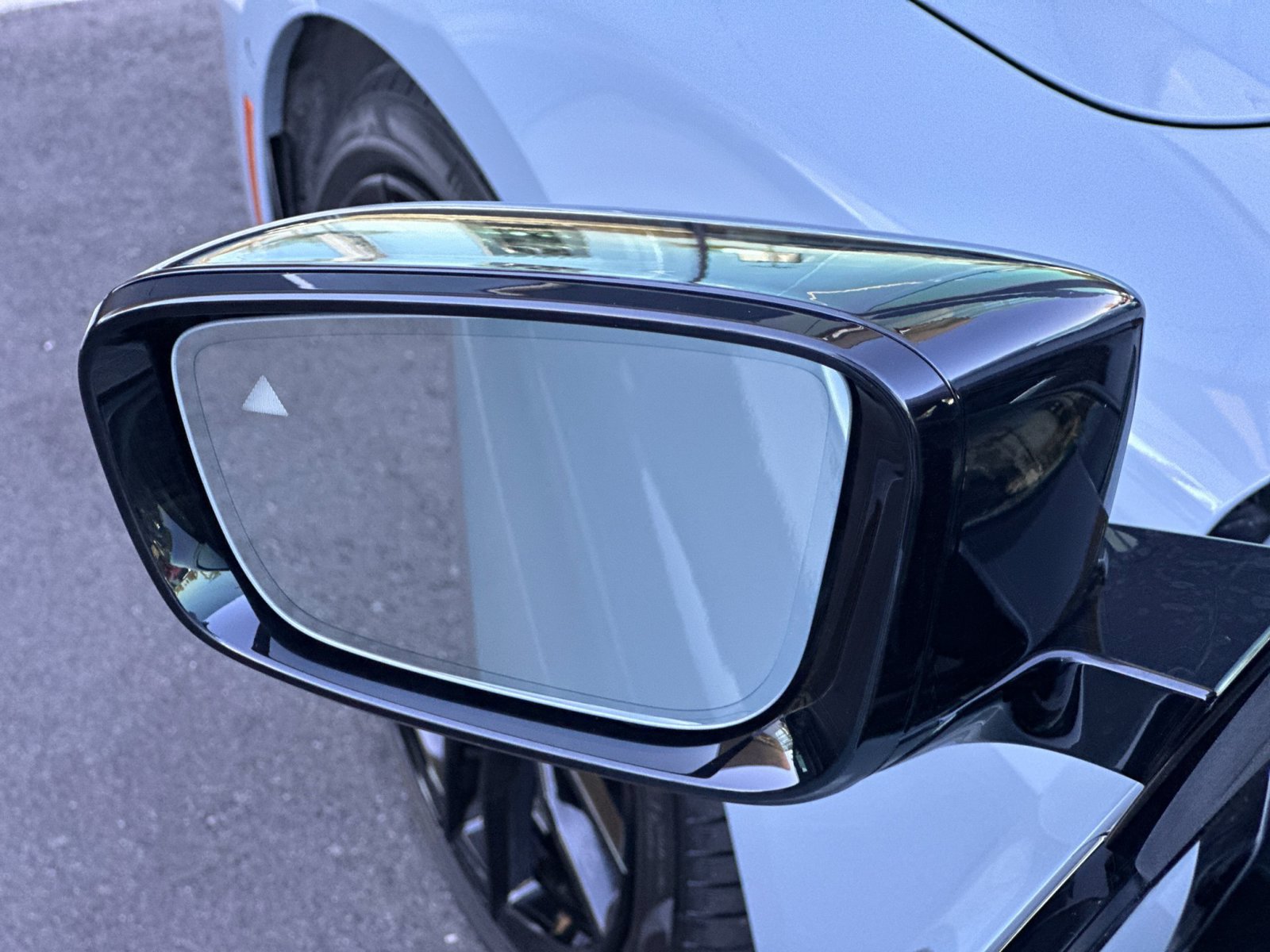 Used 2024 BMW M440i Coupe RWD image 9