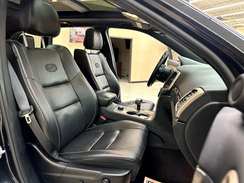 Used 2015 Jeep Grand Cherokee Overland image 40