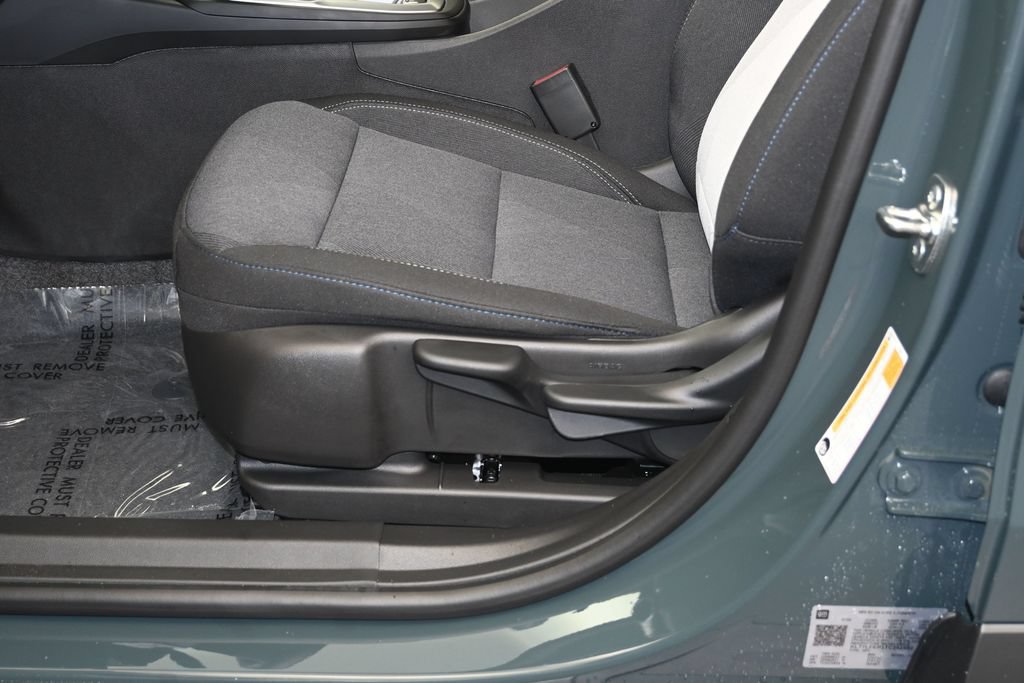 New 2026 Chevrolet Trax LS w/ LS Convenience Package FWD image 20