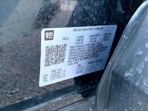 Used 2024 Chevrolet Trax LS w/ LS Convenience Package FWD image 34