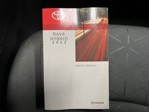 Used 2022 Toyota RAV4 XLE image 48