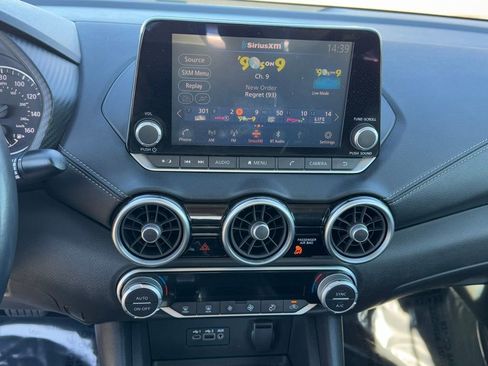 Used 2020 Nissan Sentra SV image 6