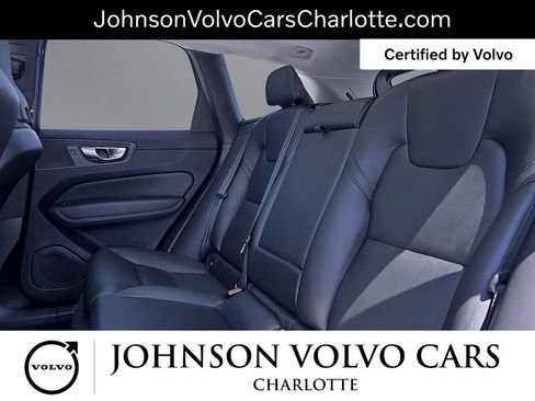 Certified 2025 Volvo XC60 B5 Core AWD/4WD image 22