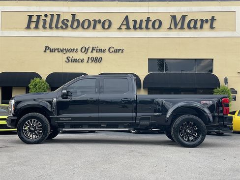 Used 2024 Ford F350 Lariat w/ FX4 Off-Road Package AWD/4WD image 3