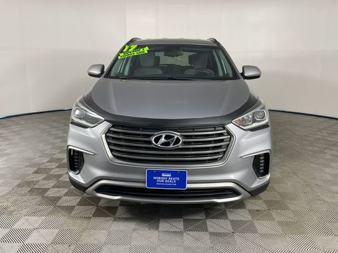 Used 2017 Hyundai Santa Fe SE AWD/4WD image 26