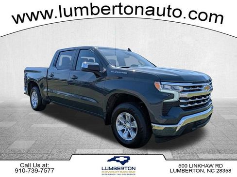 Used 2025 Chevrolet Silverado 1500 LT image 1