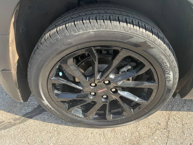 Certified 2023 GMC Terrain SLT w/ Tech Package AWD/4WD image 11
