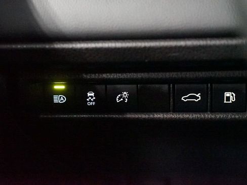 Used 2025 Toyota Camry XSE image 25