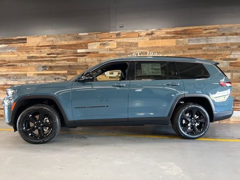 New 2026 Jeep Grand Cherokee L Limited AWD/4WD image 18