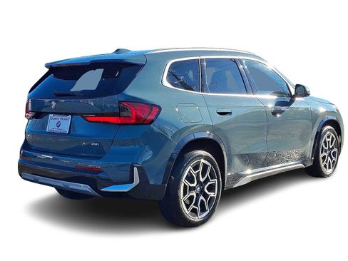 Used 2025 BMW X1 xDrive28i w/ Technology Package image 6