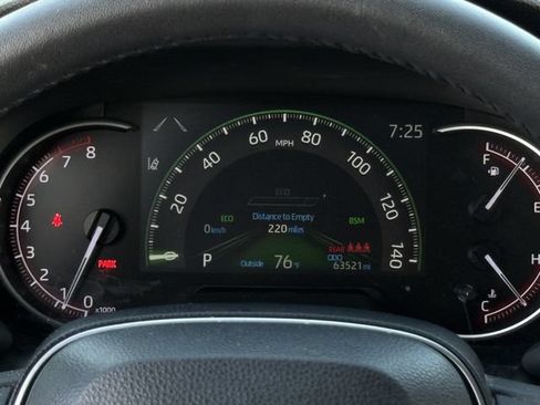 Used 2023 Toyota RAV4 XLE Premium FWD image 16