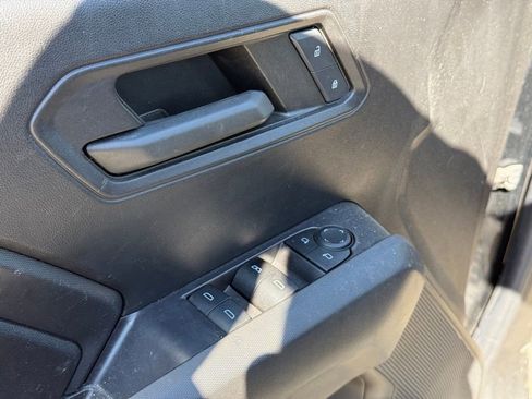 Used 2023 Chevrolet Colorado Trail Boss w/ Technology Package image 13