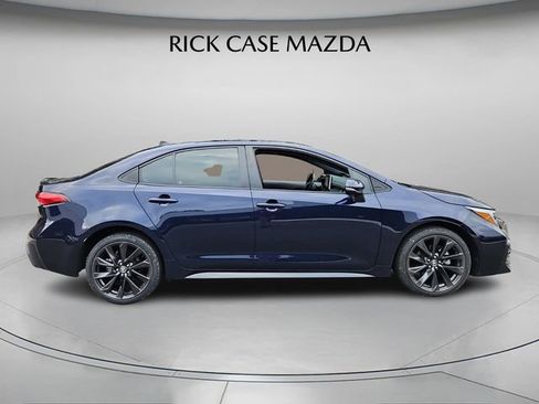 Used 2023 Toyota Corolla XSE image 4