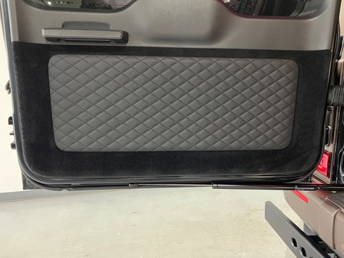 Used 2023 Mercedes-Benz G 63 AMG Squared w/ AMG Night Package Magno image 24