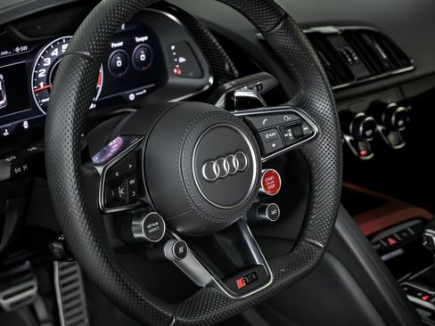 Used 2020 Audi R8 V10 performance image 27