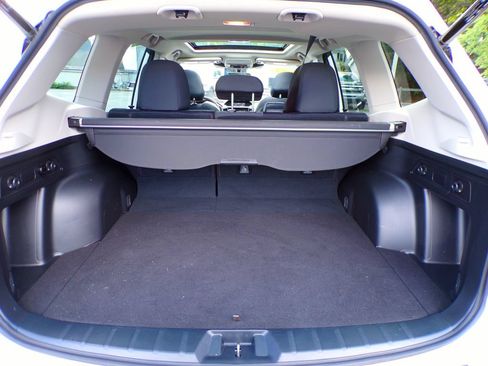 Used 2023 Subaru Forester Premium AWD/4WD image 13