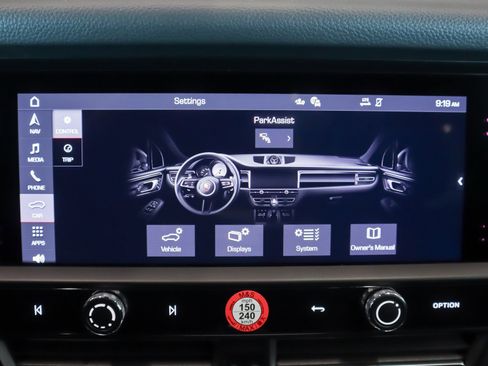 Used 2025 Porsche Macan image 20