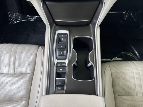Used 2019 Honda Accord Touring image 26
