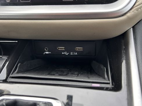 Used 2020 Subaru Outback Limited image 14