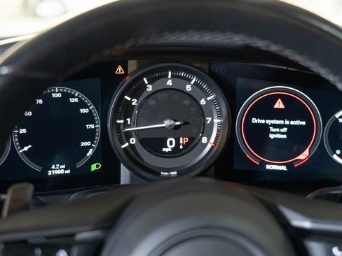 Certified 2021 Porsche 911 Carrera RWD image 19