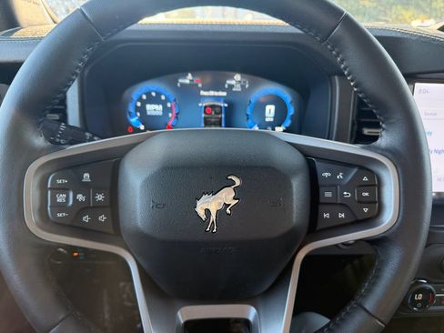 Used 2025 Ford Bronco Badlands AWD/4WD image 31