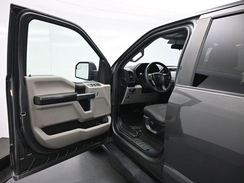 Used 2018 Ford F150 XL w/ Equipment Group 101A Mid image 8