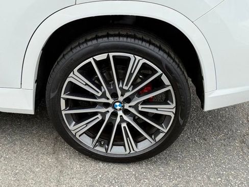 Used 2025 BMW X1 xDrive28i w/ Premium Package image 14