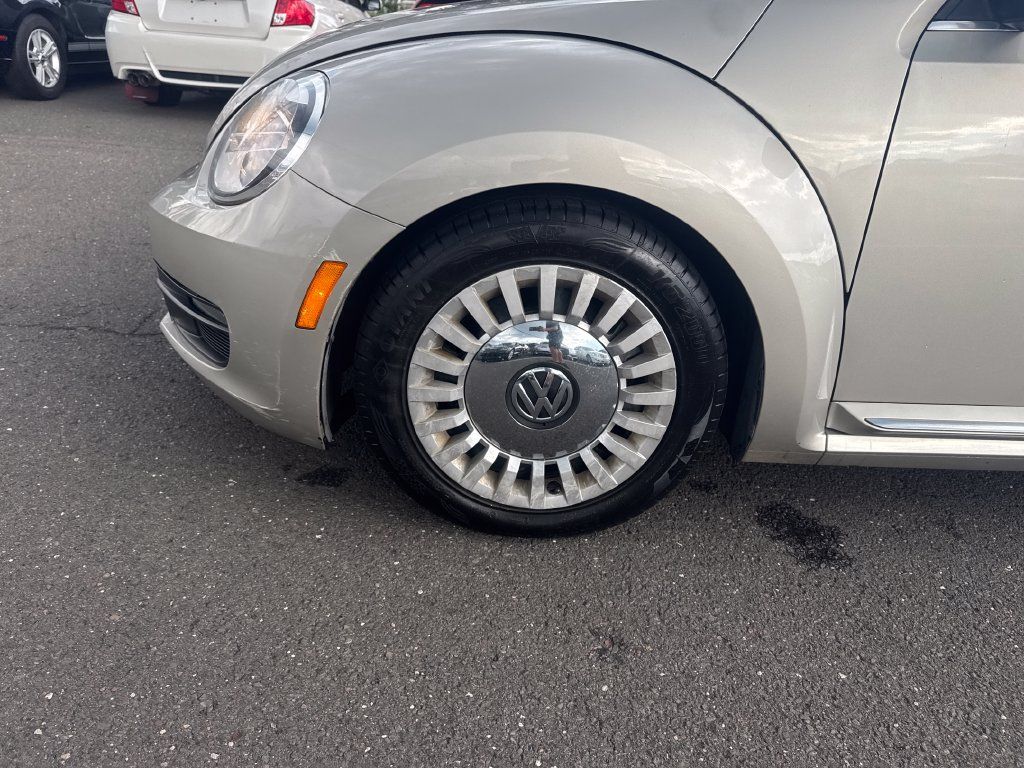 Used 2014 Volkswagen Beetle 1.8T FWD image 27