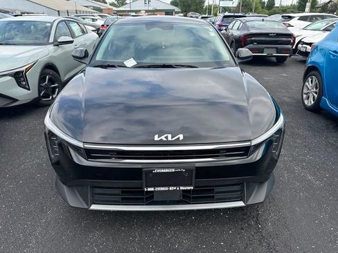 Used 2025 Kia K4 EX FWD image 2