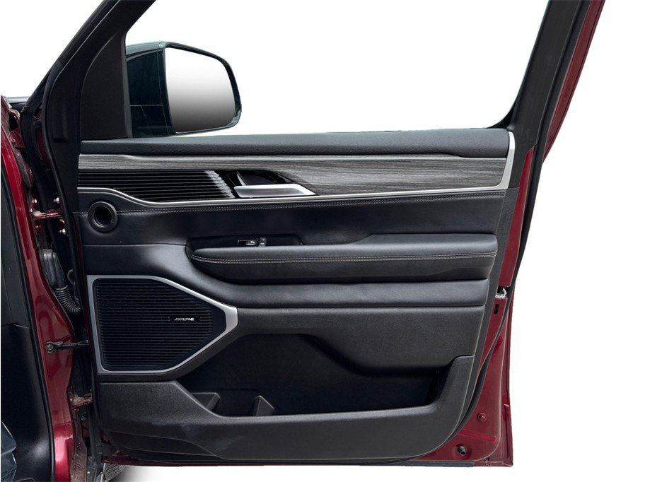 Used 2024 Jeep Wagoneer Series II w/ Flexible Seating Group RWD image 49