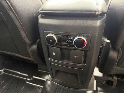 Used 2023 Ford Explorer Limited AWD/4WD image 18