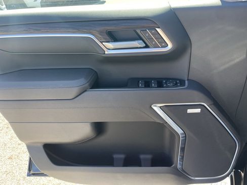 New 2026 GMC Sierra 1500 SLT w/ SLT Premium Package image 21