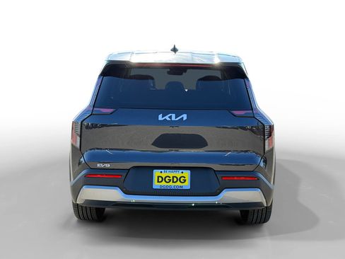 New 2026 Kia EV9 Light image 4