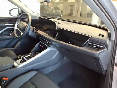 Certified 2025 Audi Q5 Premium w/ Convenience Package image 20