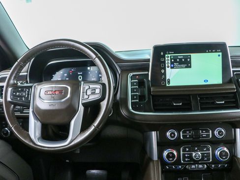 Used 2023 GMC Yukon SLT AWD/4WD image 18